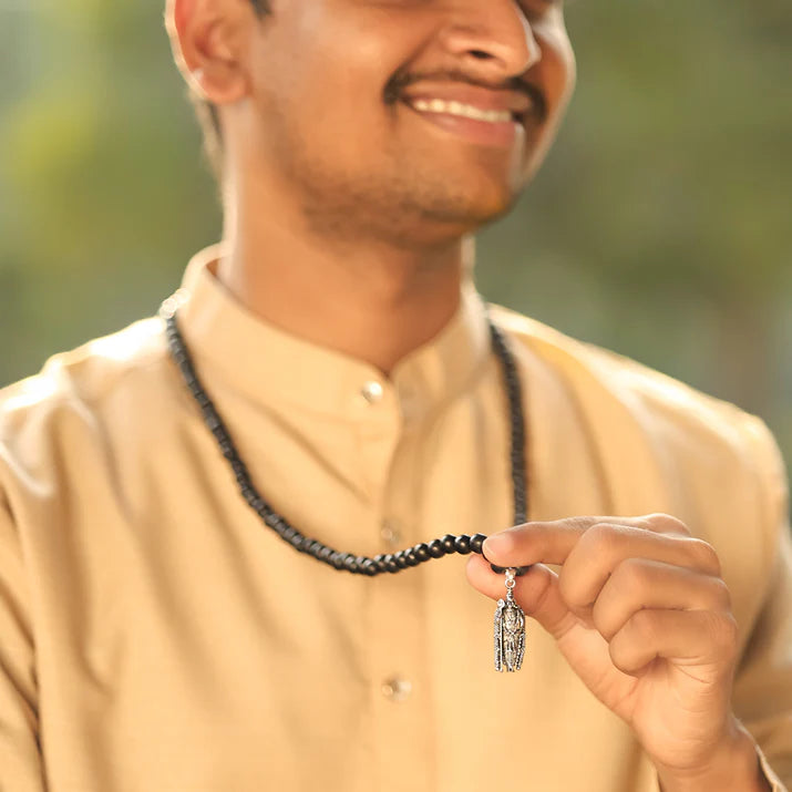 Karungali Malai with Murugan Shakti Pendant - view 7