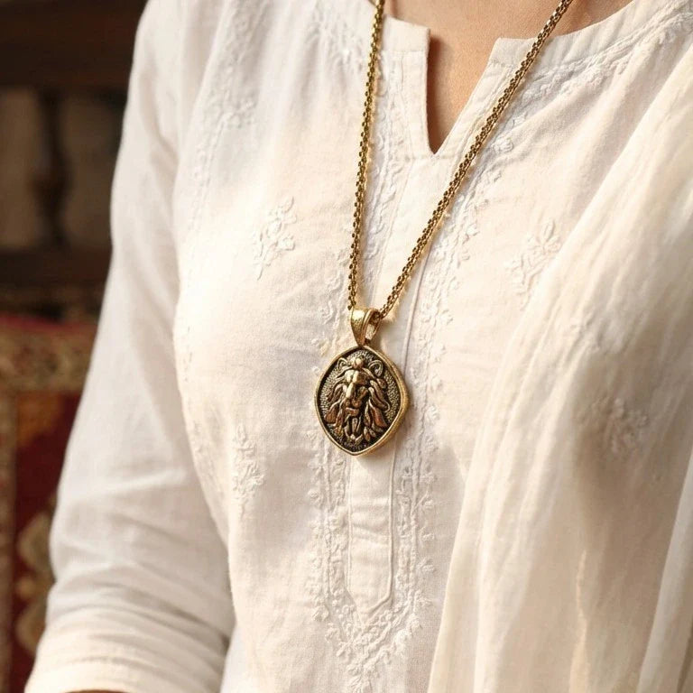 Leo (Singh) Rashi Pendant - view 10