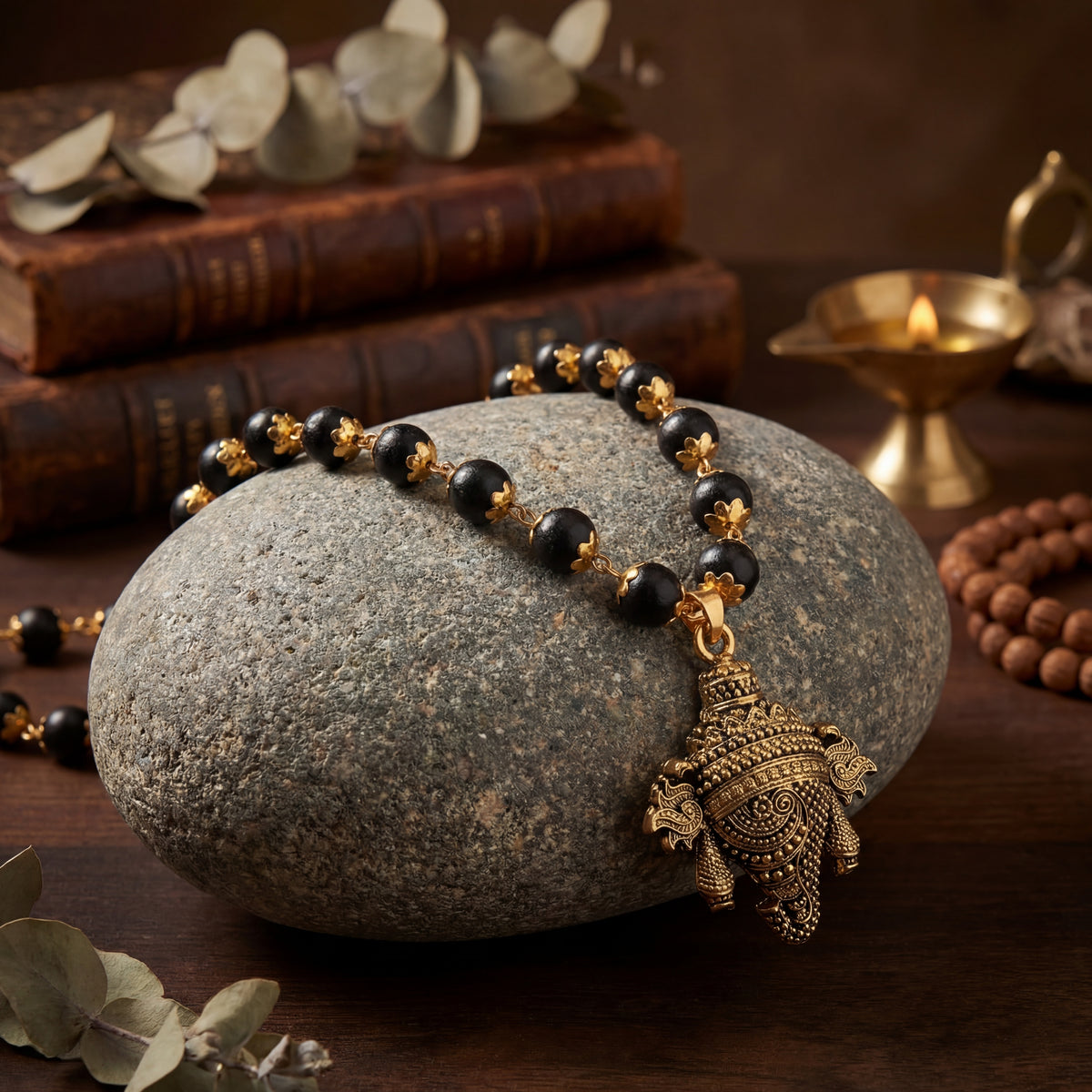 Kaungali Mala with Shakh Pendant