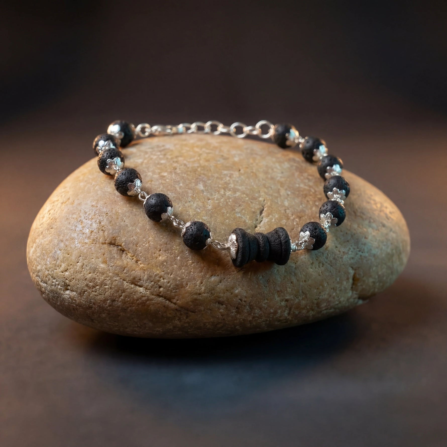 Silver Cap Karungali Bracelet with Karungali Damroo - view 5