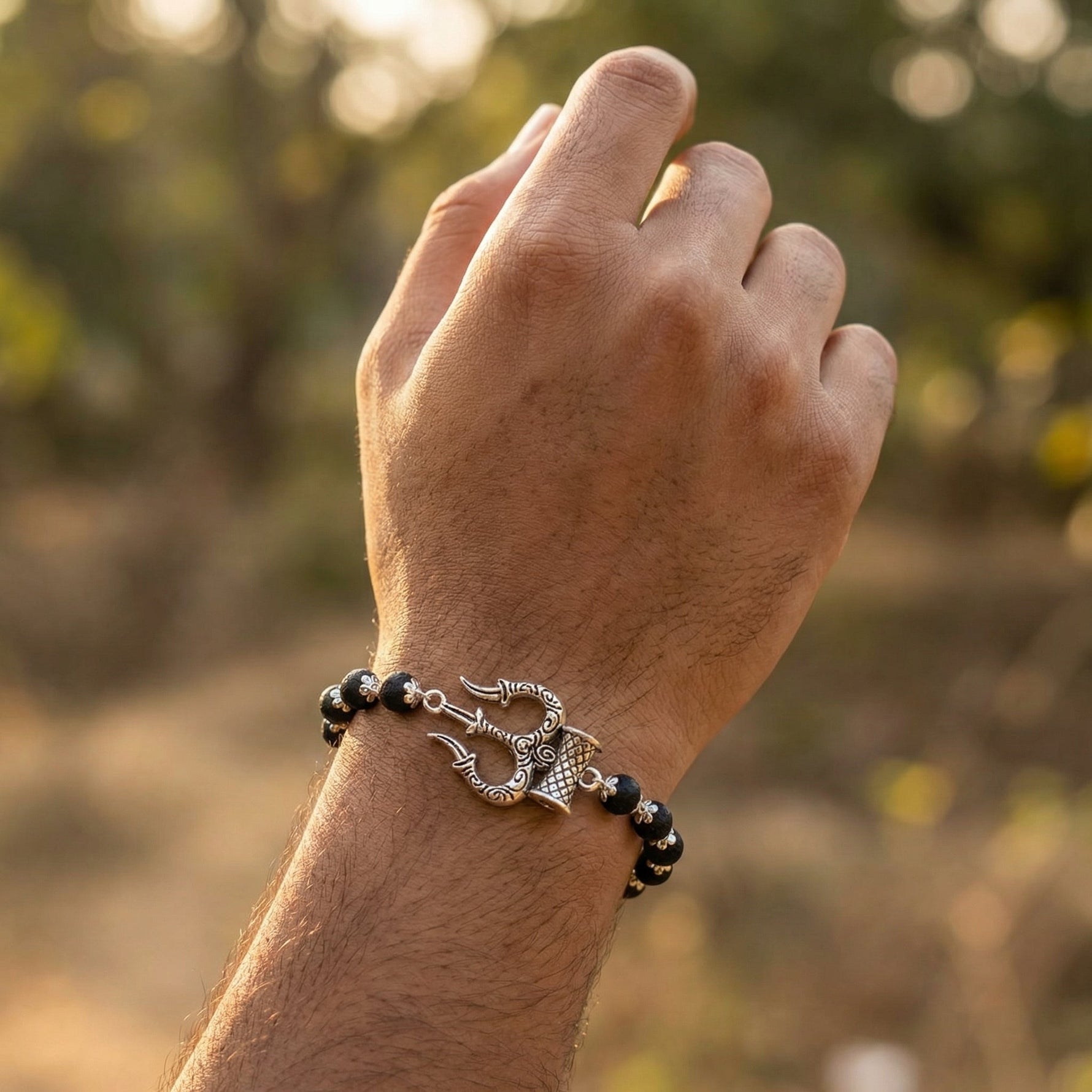 Karungali Silver Cap Trishul Damroo Bracelet - view 9